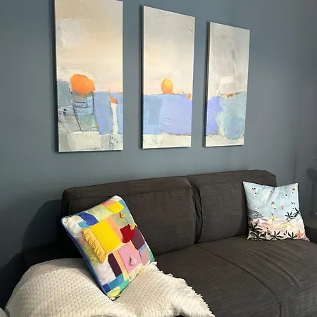 Stylish Koukaki Apartment Near Metro & Acropolis * アテネ